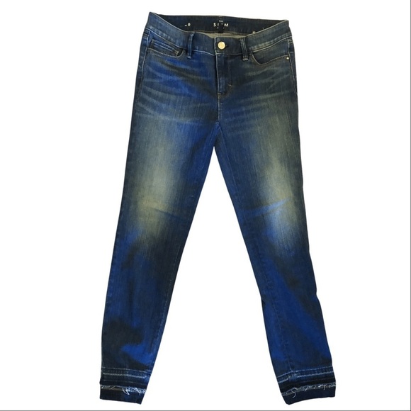 White House Black Market “The Slim Ankle” Embellished Hem Size 0 - Picture 3 of 14